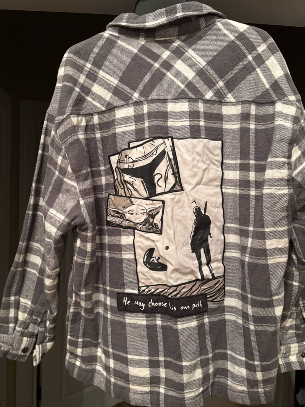 Star Wars Mandalorian Flannel Mens Large Gray White He May Choose His Own Path